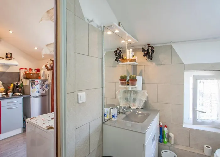 Pratique Et Confortable *