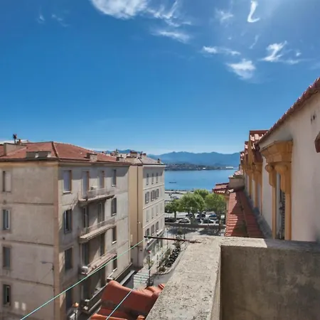 Pratique Et Confortable Apartment Ajaccio (Corsica)